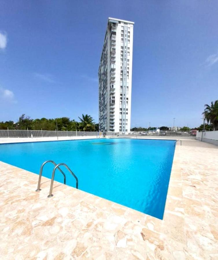 The Vue At Dos Marina Apartment Fajardo Ngoại thất bức ảnh